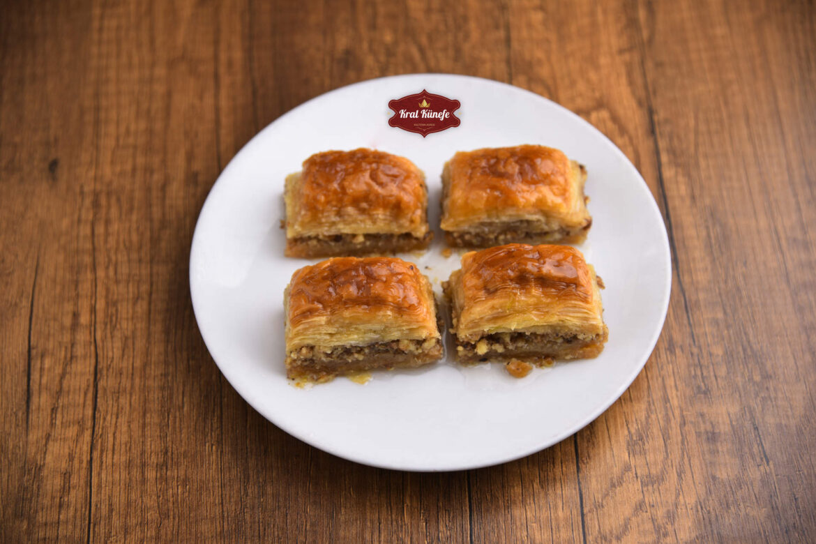 Cevizli Baklava